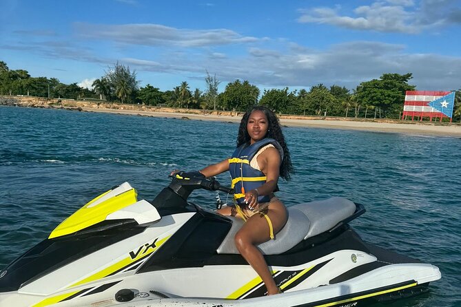 30 Minute Jet Ski Ride along Isla Verde Beach - Jet ski freestyle on Isla Verde, the view shift you feel right away