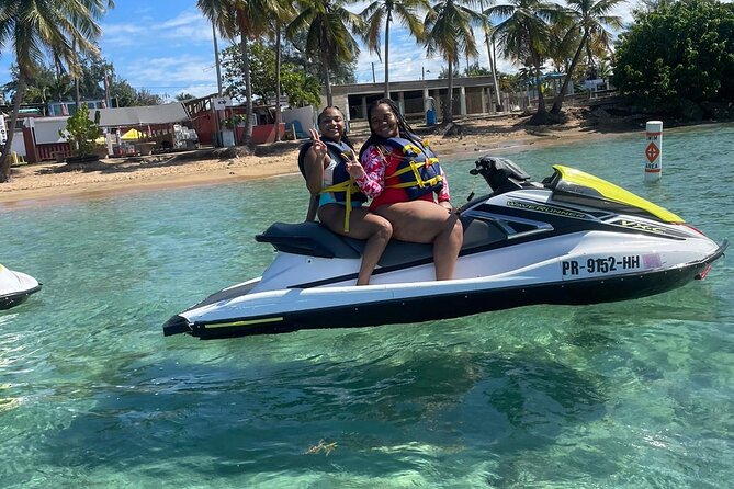 30 Minute Jet Ski Ride along Isla Verde Beach - The 4K photo and video souvenir, why it changes the value