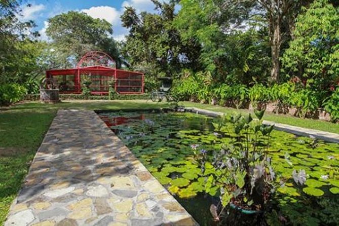 Caguas Cultural Day Trip from San Juan Including Botanical Garden and Lunch - Lunch at the botanical gardens, what to expect from the meal