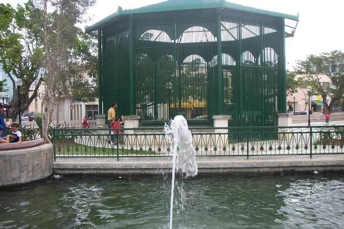 Caguas Cultural Day Trip from San Juan Including Botanical Garden and Lunch - Central Caguas landmarks, Plaza Palmer and the Route of the Creole Heart
