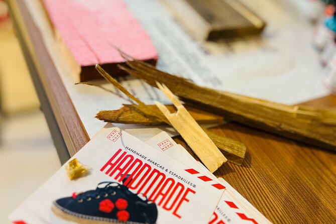 Caribbean Driftwood Making in San Juan - Driftwood signs in San Juan, and why it makes a great souvenir