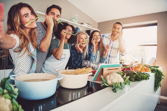 Caribbean Food Experience - The meal flow in real life: drinks, savory cooking, then sweets