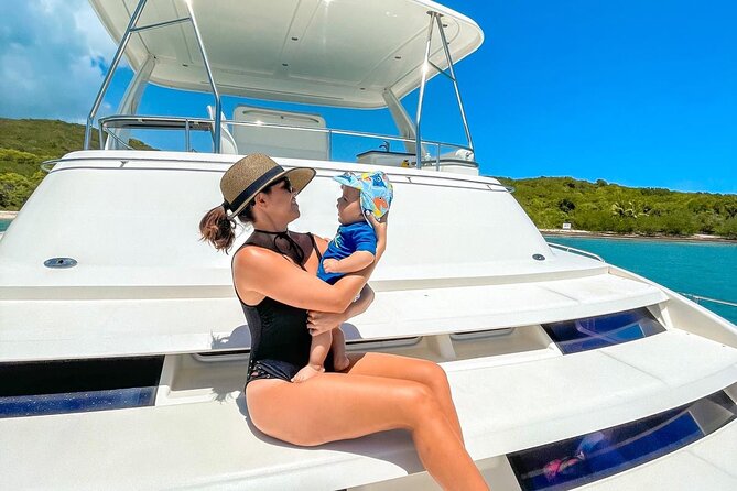 Catamaran Charter Puerto Rico Jenica - The main event: Cayo Icacos snorkeling and anchored beach time