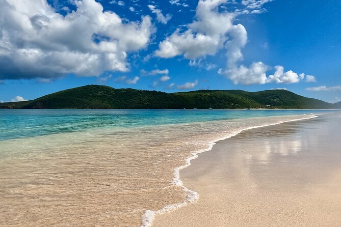 Culebra Power Boat Snorkeling & Beach Tour All Inclusive - Reef snorkeling mooring: what you’ll see and where you might go
