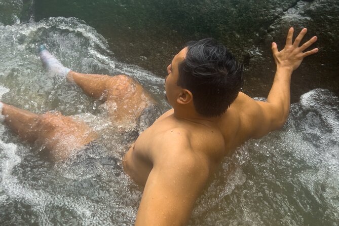 El Yunque Hike, Waterslide & Luquillo Kiosks Food with Transport - What’s included in the price, and why it matters on a short trip
