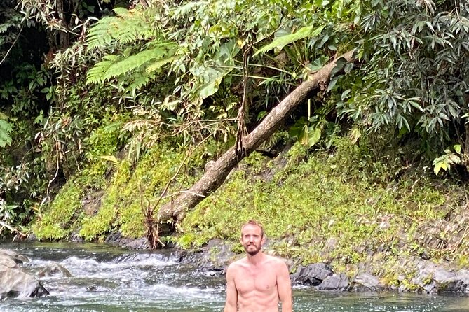 El Yunque Rainforest Guided Day Tour from San Juan - Guides do the heavy lifting: what great guiding looks like here