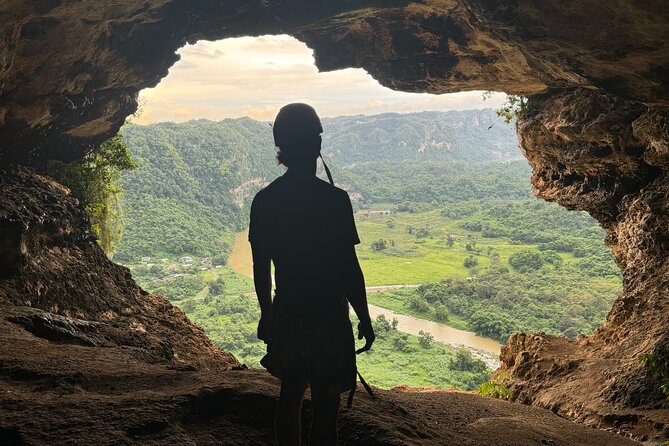 Full-Day Cueva Ventana, Indian Cave and Waterfall Adventure - Stop 3, Cueva Del Indio: Taino culture and dramatic ocean views