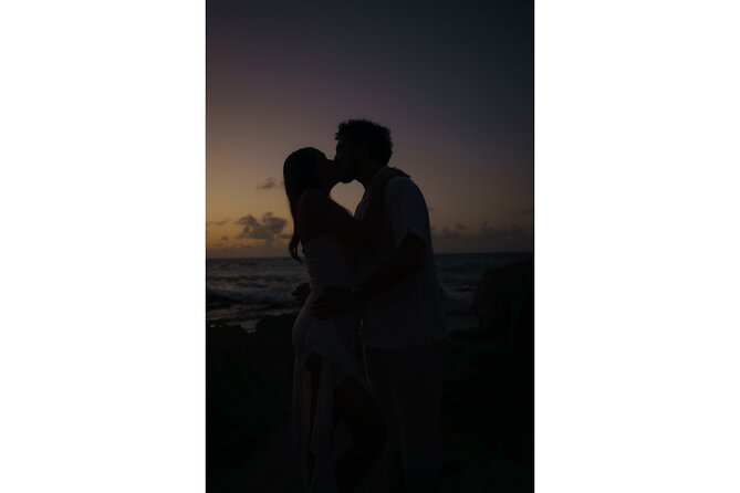 Golden Hour Beach Photo Shoot in San Juan - The 40-Minute Beach Shoot, What Happens Minute by Minute