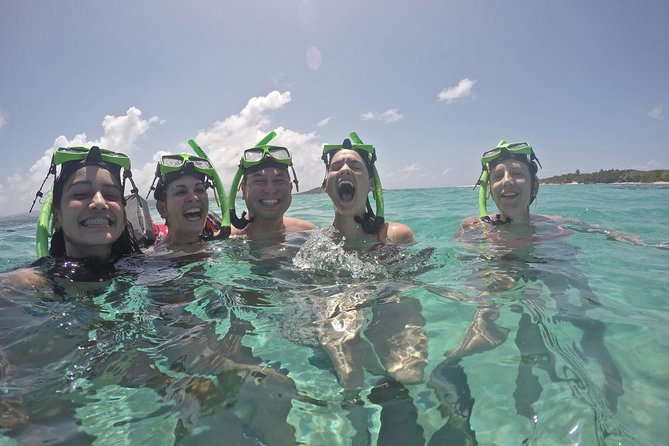 Icacos Beach Day Package with Water Taxi Transport from Fajardo - Quick water taxi from Fajardo, and how larger groups are handled