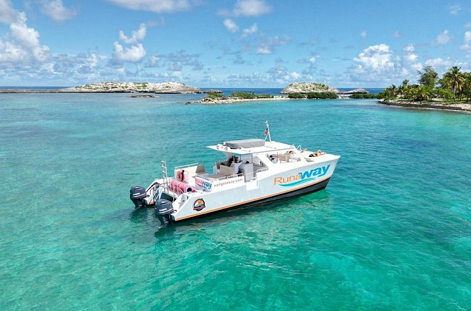 Icacos Double Dip Power Catamaran Snorkel & Beach Tour - Lunch on board: deli buffet that actually fills you up