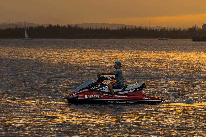 Jet Ski Tour through San Juan Bay - Facilities at the start: showers, restrooms, and parking