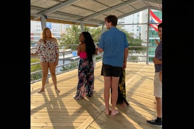 Learn Salsa in San Juan - Vivid beginner lesson - Teacher Quality: What to Look for in a Beginner Class