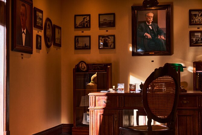 Legacy Tour at Casa BACARDÍ in Puerto Rico - The welcome cocktail moment: how the tour kicks off
