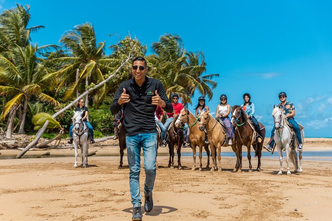 Luquillo Beach Horse Ride from Carabalí Rainforest Adventure Park - Group size, timing, and how the day flows