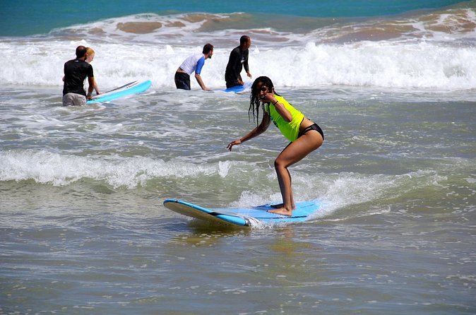 Luquillo, Puerto Rico: Beginners Surf Lesson - Safety in real ocean conditions: currents and how coaches manage them