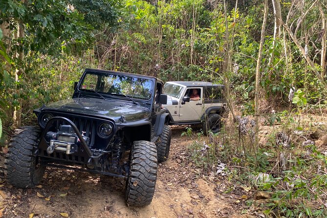 Off-Road Jeep Adventure from Carolina - Comfort Details You’ll Actually Notice: A/C, Communication, and Clean Jeeps