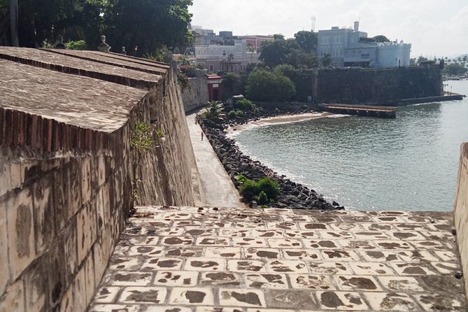 Old San Juan City Walking Tour - The walking reality: hills, cobblestones, and the 2-hour pace