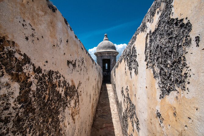 Old San Juan Deluxe Walking Tour - Puerta de San Juan and the Spanish-era gate experience
