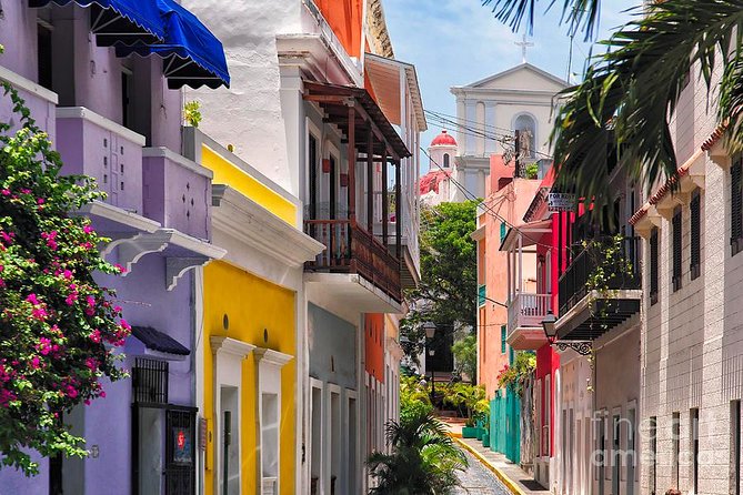 Old San Juan Deluxe Walking Tour - Churches and civic landmarks: San Jose Church, Casa Blanca, and El Convento Hotel