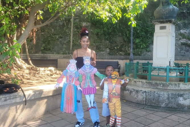 Old San Juan Family Fun Tour: Science/History/ Yummy treats - Along the Ancient Wall and monuments: the short stops that add up