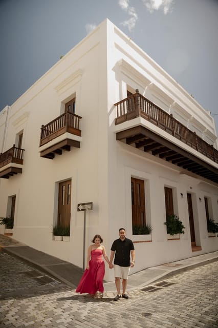 Old San Juan: Photoshoot Walking Tour - San Cristobal Castle Outdoors: sea views with a dramatic feel