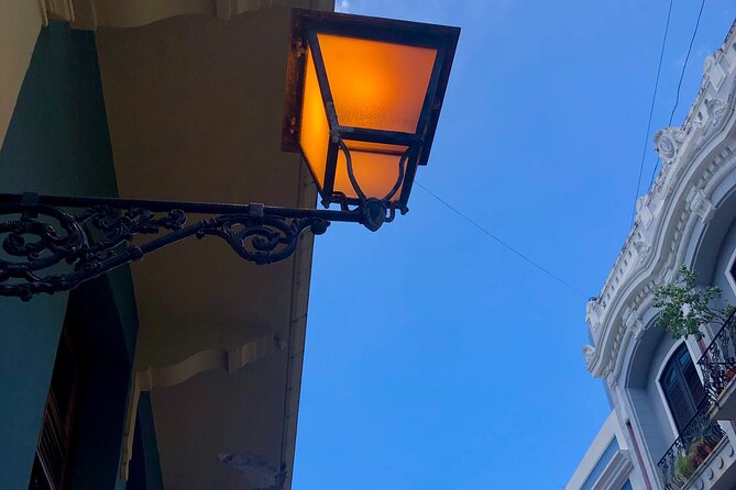 Old San Juan Tour (1 Hour) by DUHO - Starting at Bastión de las Palmas de San José, the fort that sets the tone