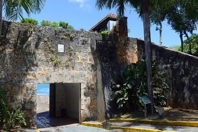 Old San Juan Tour (1 Hour) by DUHO - Museo Felisa Rincón de Gautier, then La Puerta de San Juan
