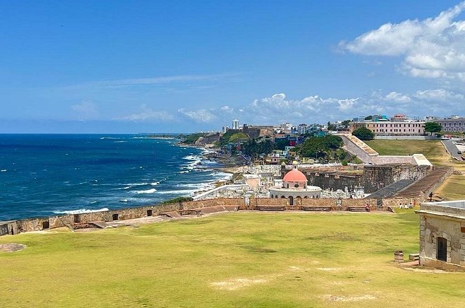 Old San Juan Walking Tour with a Historian - Capilla del Santo Cristo de la Salud: legend in a tiny setting