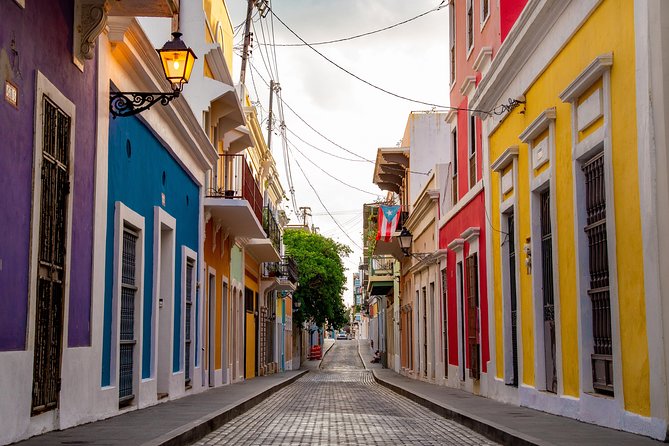 Old San Juan Walking Tour with Fort: 8+ people group - Getting There: Pickup and the Air-Conditioned Orientation Drive