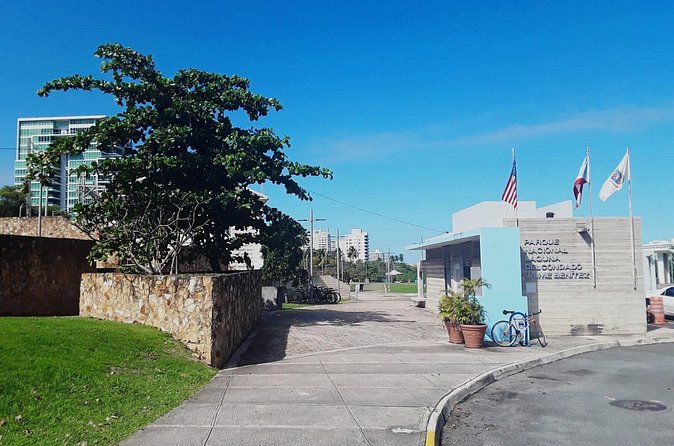 Outdoor Salsa Class Experience in San Juan - Your Instructor: The Teaching Style That Wins People Over