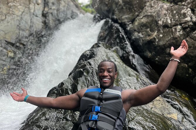 Private El Yunque Rainforest Day Tour with Transport - Luquillo Beach stop and where lunch fits