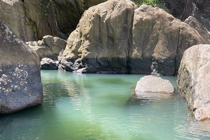 Private El Yunque Tour To Hidden Waterfall Remote Area - Hydrotherapy at the falls: the back massage moment