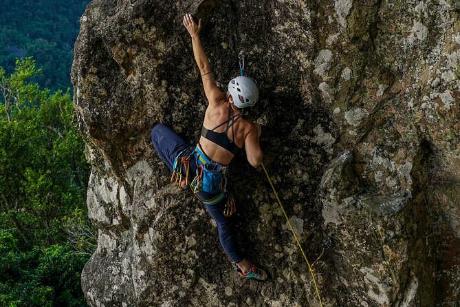 Private Guided Rock Climbing Trips in Puerto Rico - Safety and teaching: AMGA SPI meets real limestone