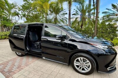 Puerto Rico Island Wide Transfers, Sienna Limited Luxury Minivan.