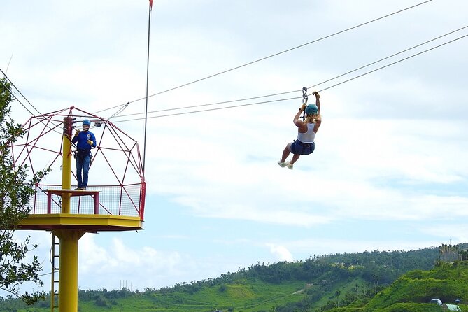 Rainforest Zipline in Foothills of the National Rainforest - What to wear and bring so you are comfortable (and safe)