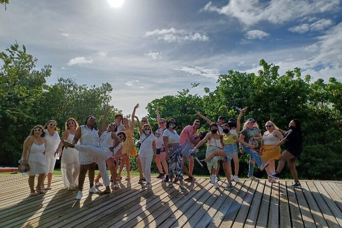 Salsa Dance Class in San Juan - Learn from Local Experts - Price and value: is $30 for an hour worth it?