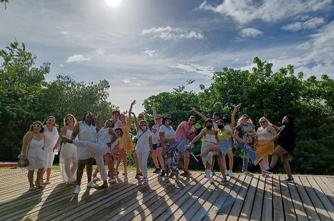 Salsa Dance Class in San Juan - Learn from Local Experts - Who this class suits best