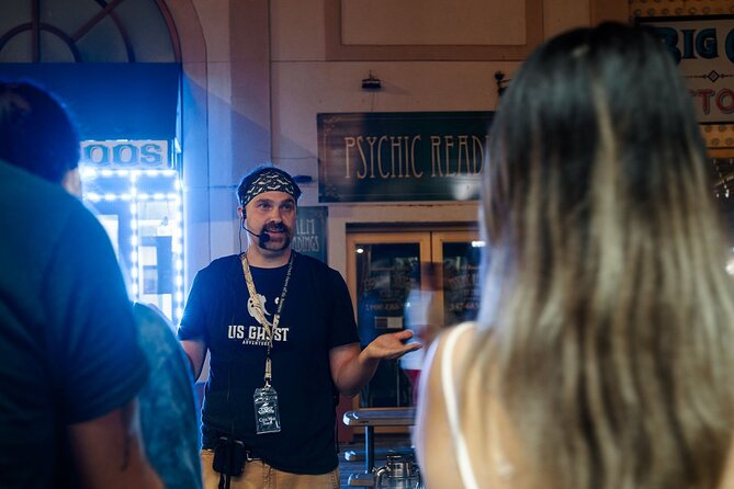 San Juan Ghost Tour: Shrieks in the Sugarcane - Hotel El Convento: from noble residence to modern-night hauntings