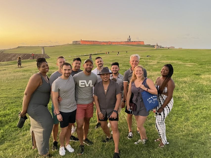San Juan: Old Town Sunset Walking Tour - La Fortaleza and the Cathedral Area: Where Power and Faith Meet