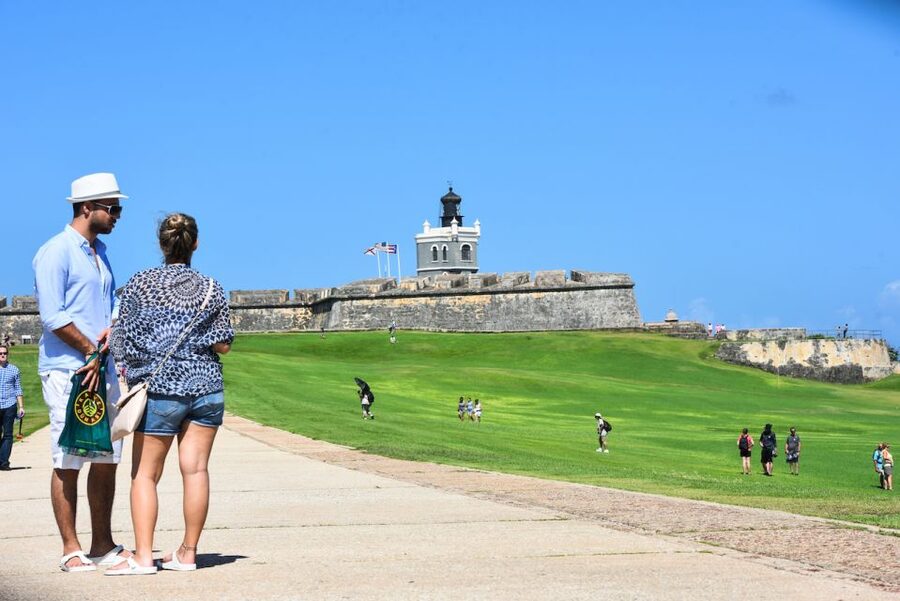 San Juan: Private City Highlights Driving Tour - Getting your bearings fast in San Juan, without walking yourself into a nap