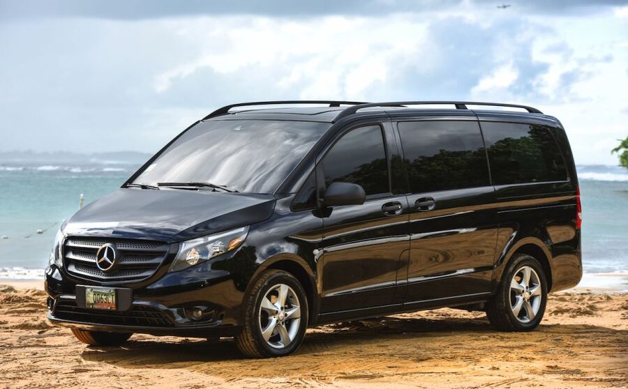 San Juan: Private City Highlights Driving Tour - How the guide makes or breaks the experience