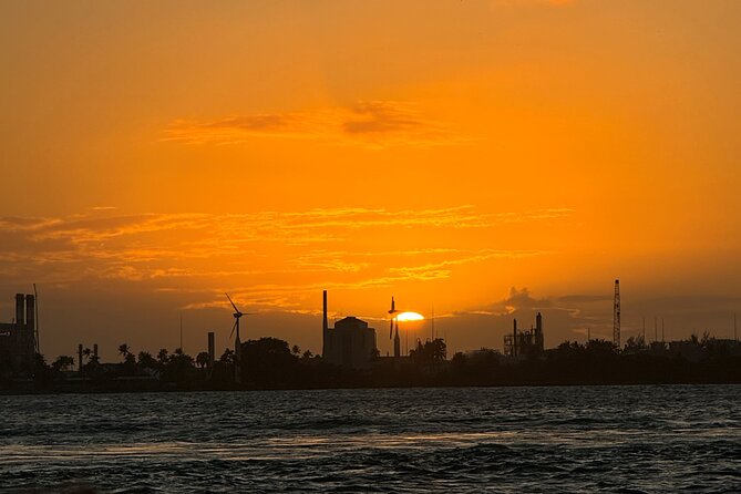 San Juan Sunset Harbor Boat Ride - The sights you will recognize fast from the deck