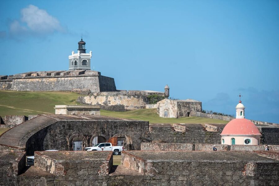 San Juan: Walking Tour with Expert Guide - Paseo de la Princesa, Governor Life, and the Colonial Power Behind the Walk