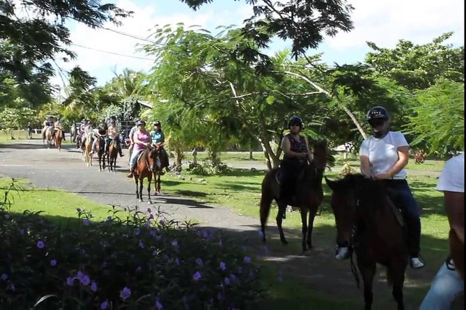 Scenic Horseback Riding Tour from San Juan - What to wear and bring for muddy boots and hot sun