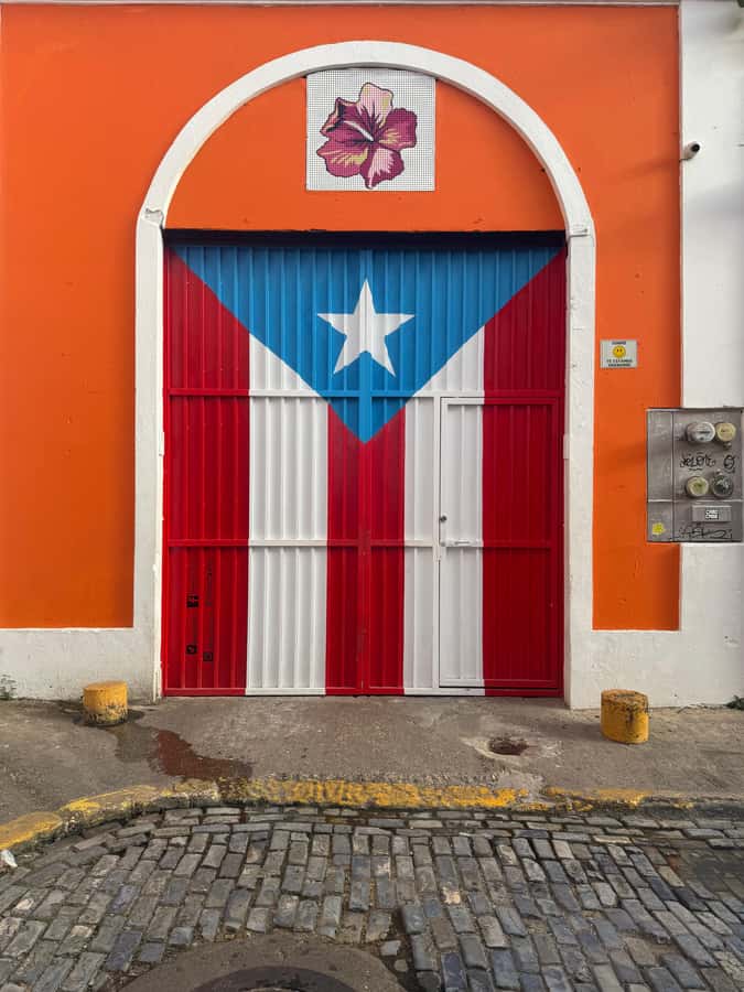 Tour de Viejo San Juan en Español - Legends, Secrets, and Asking Your Questions in Real Time