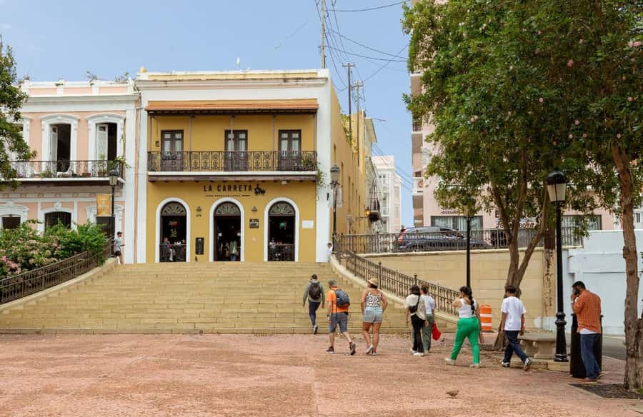 Tour de Viejo San Juan en Español - Water, Comfort Breaks, and What to Bring So You Don’t Think About Logistics