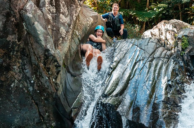 Two-in-One Day Trip: El Yunque and Bio Bay Tour with Transport - Guides and Group Size: Why It Feels Like a Safe Adventure