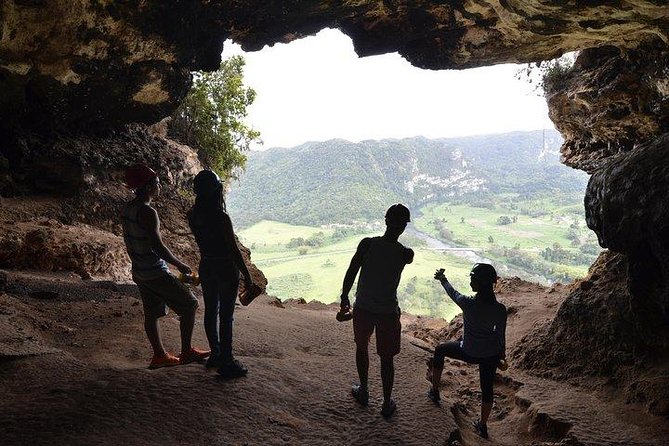 Window Cave Walking Tour from San Juan - Inside the cave: flashlight walking, bats, spiders, and careful pacing