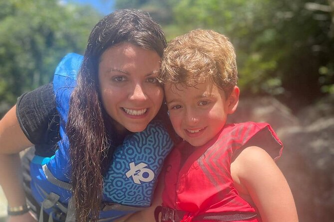Yunque Rainforest Tour in Puerto Rico - Las Tinajas y Charco Frio: the water pools where the day gets fun